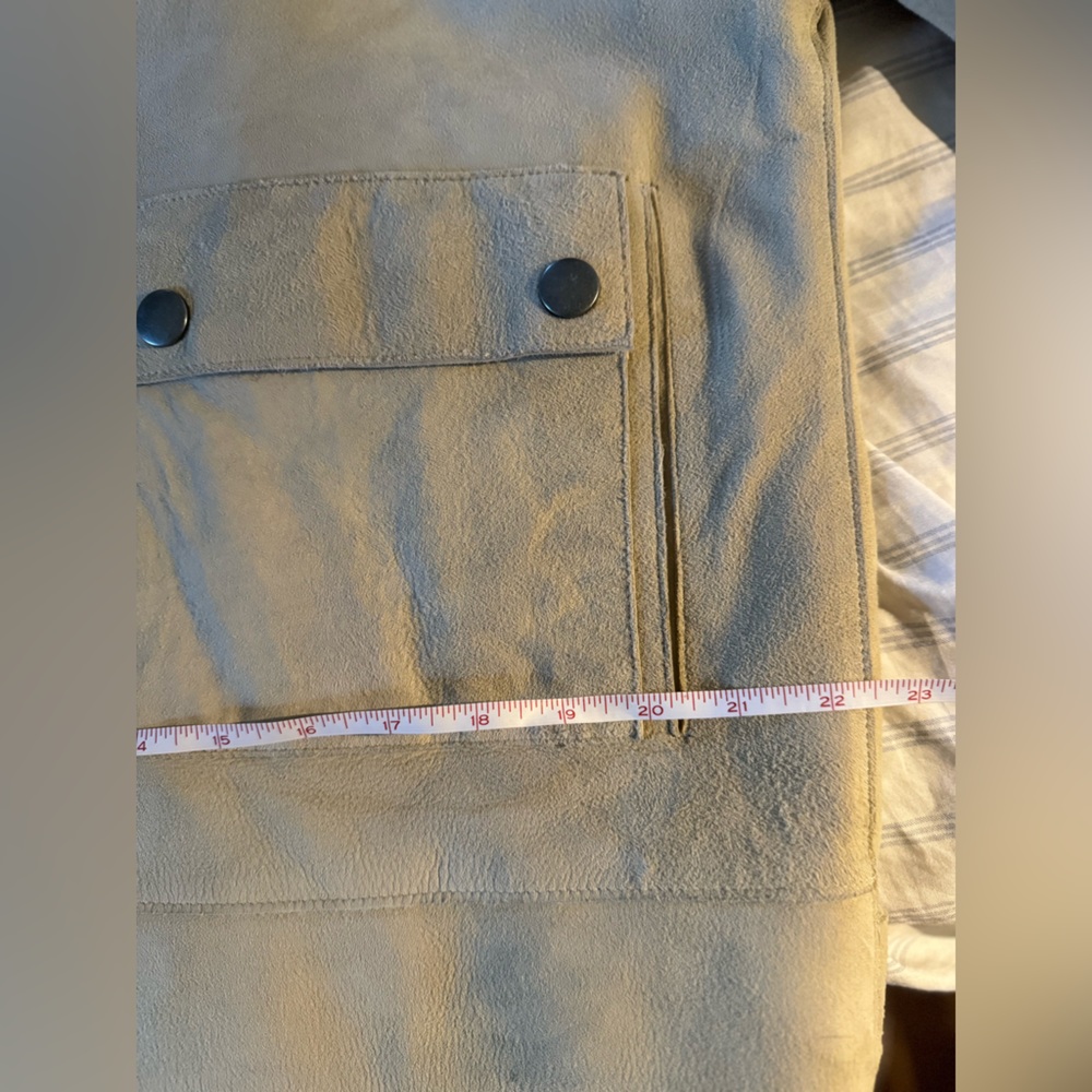 Vintage? 2001? BR suede leather jacket. Straight cut pockets w/big snaps! - Picture 16 of 16